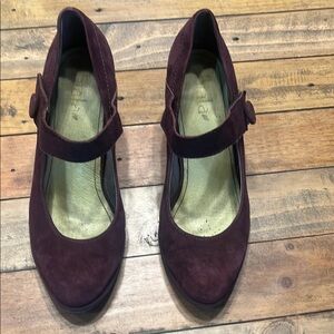 Elegant Purple Heels